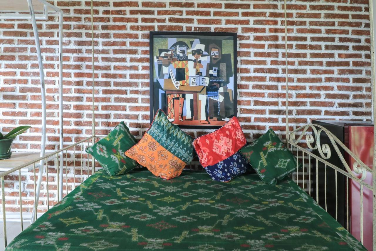 Base Guest House Canggu Exterior foto