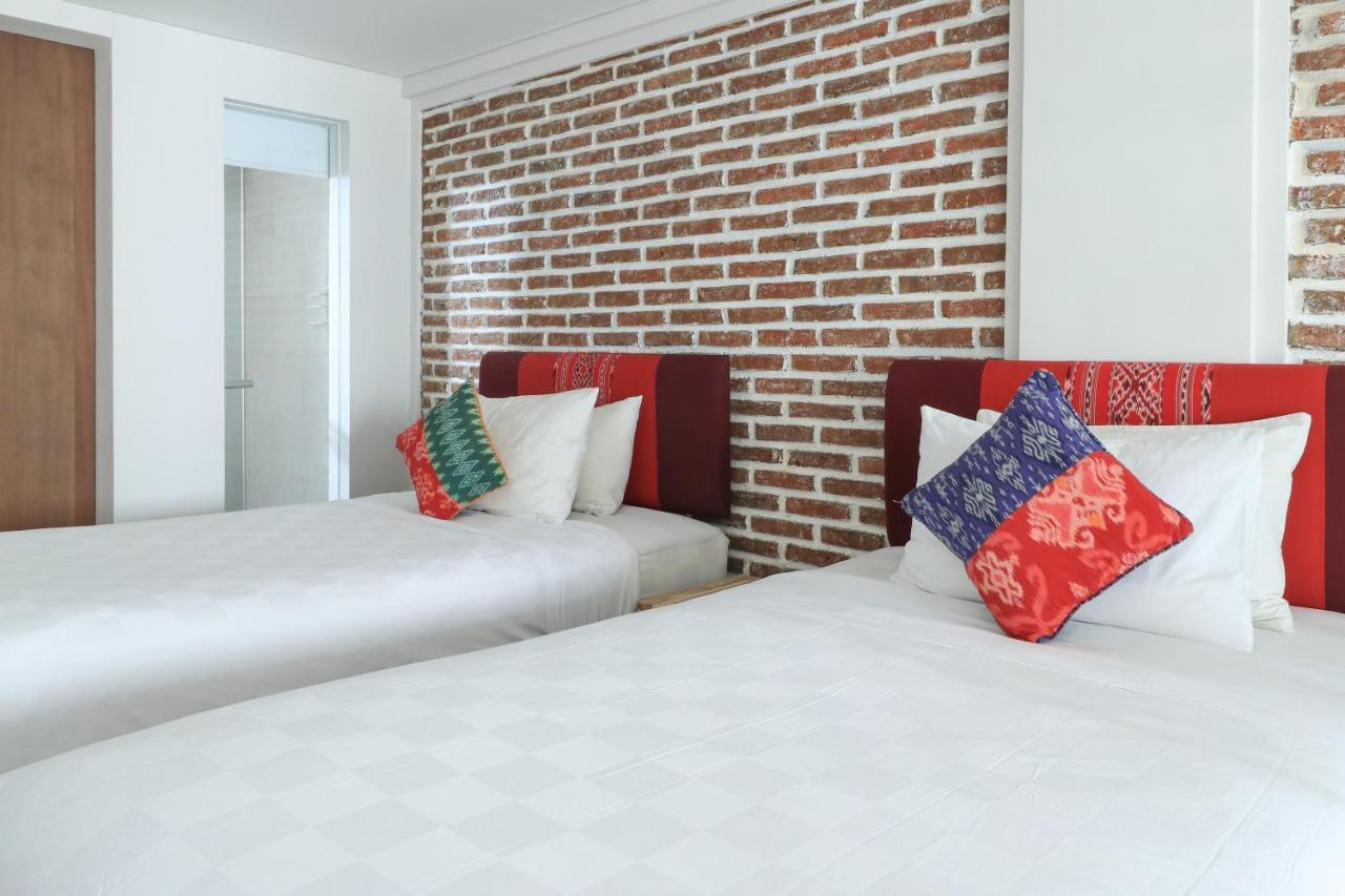 Base Guest House Canggu Exterior foto